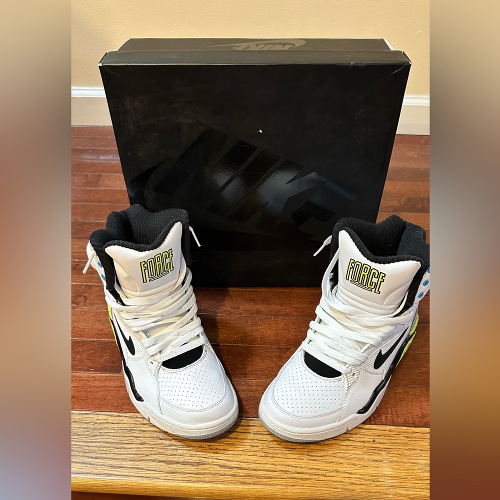 Nike Air Command Force